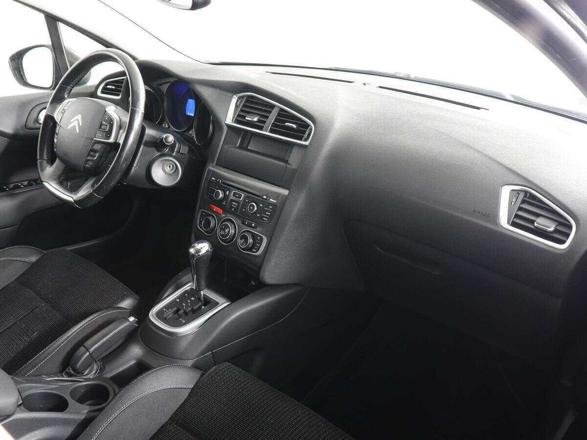 Citroen C4 с пробегом — 2012 год. Фото: #5