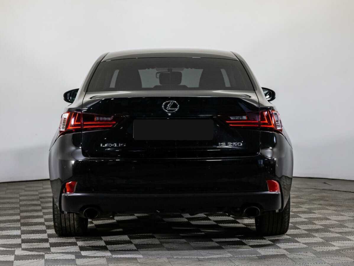 Lexus IS с пробегом — 2014 год. Фото: #4