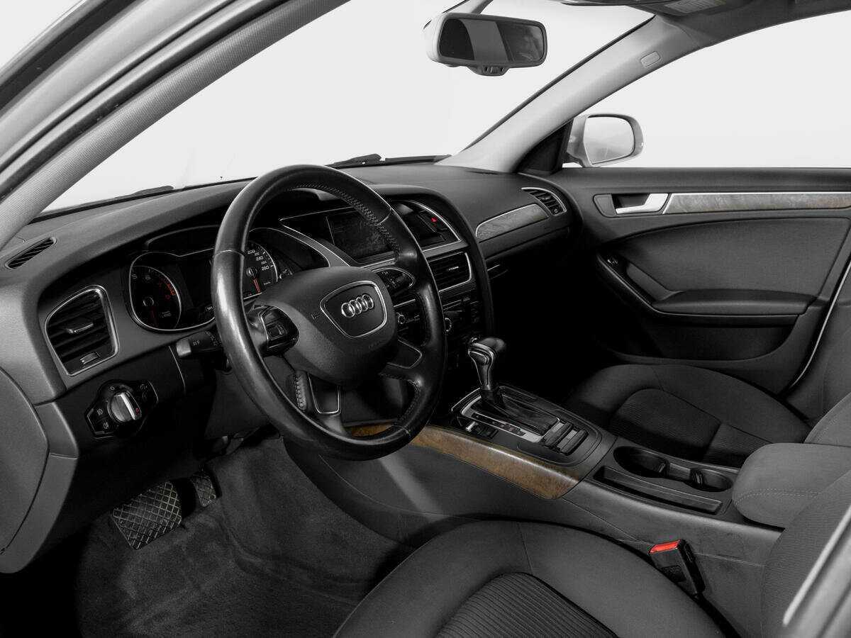 Audi A4 с пробегом — 2012 год. Фото: #15