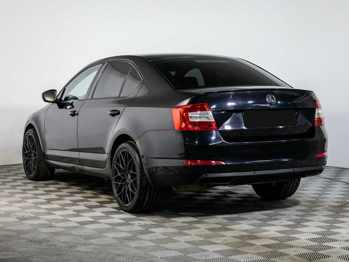 Skoda Octavia с пробегом — 2015 год. Фото: #5