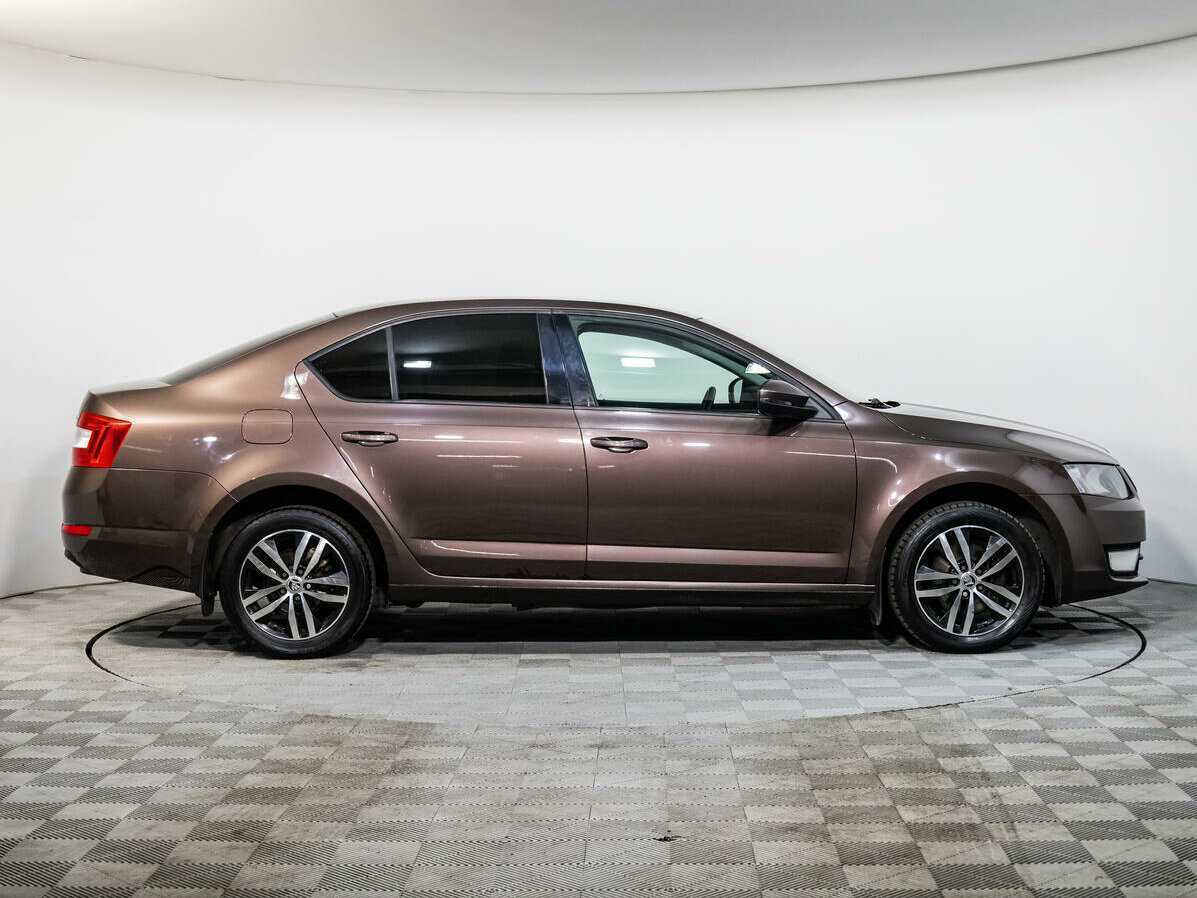 Skoda Octavia с пробегом — 2014 год. Фото: #2