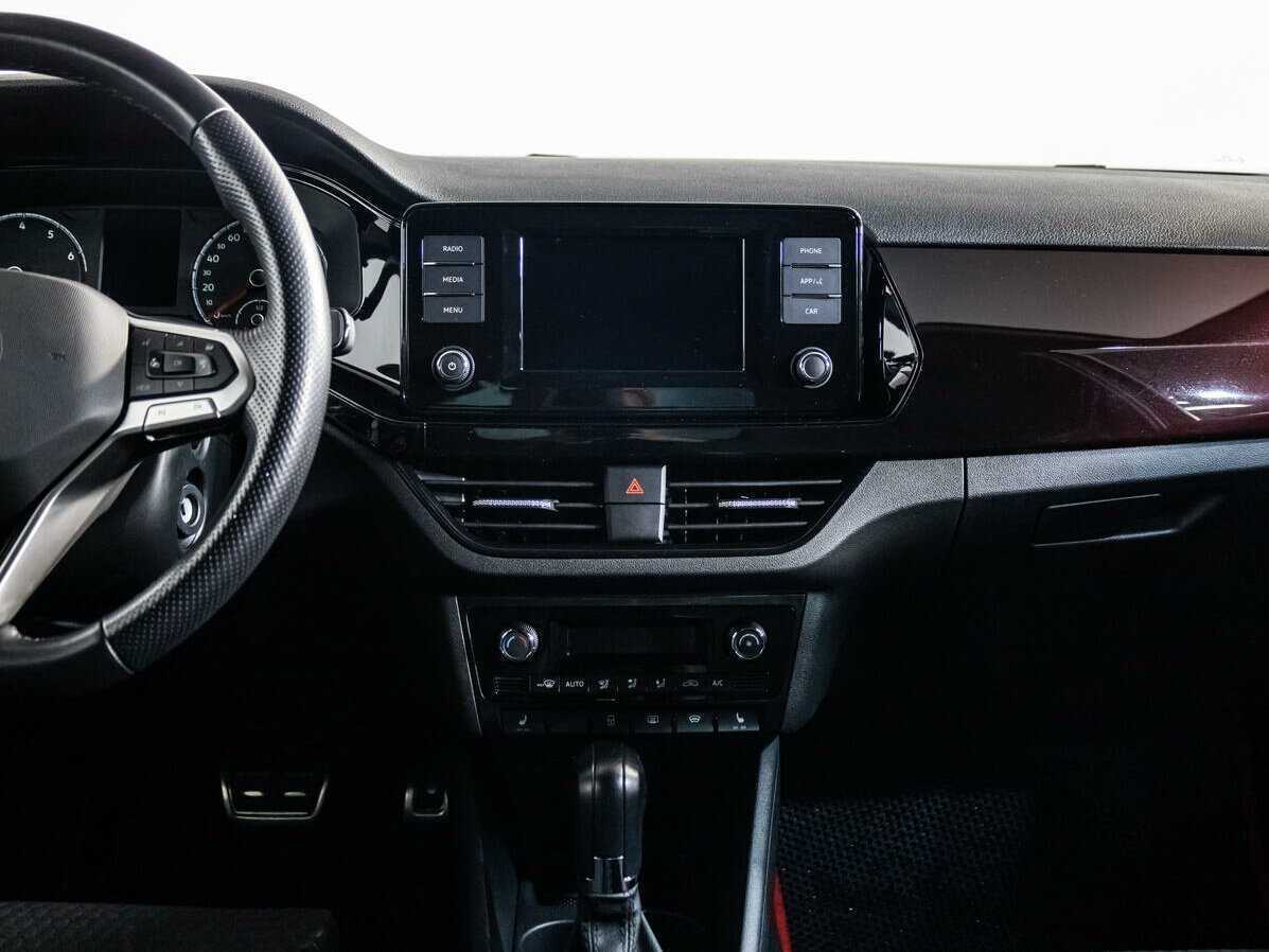 Volkswagen Polo с пробегом — 2021 год. Фото: #12