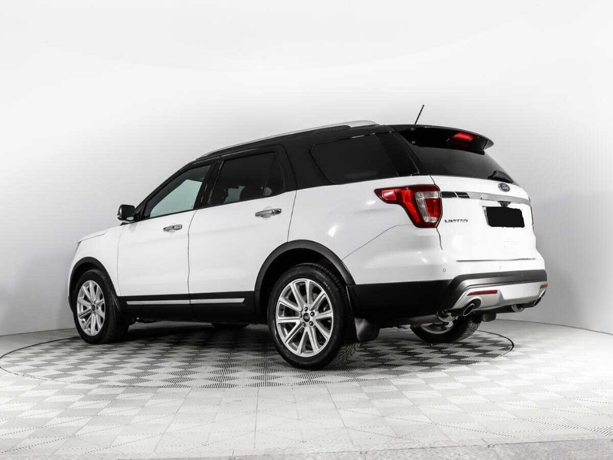 Ford Explorer с пробегом — 2017 год. Фото: #6