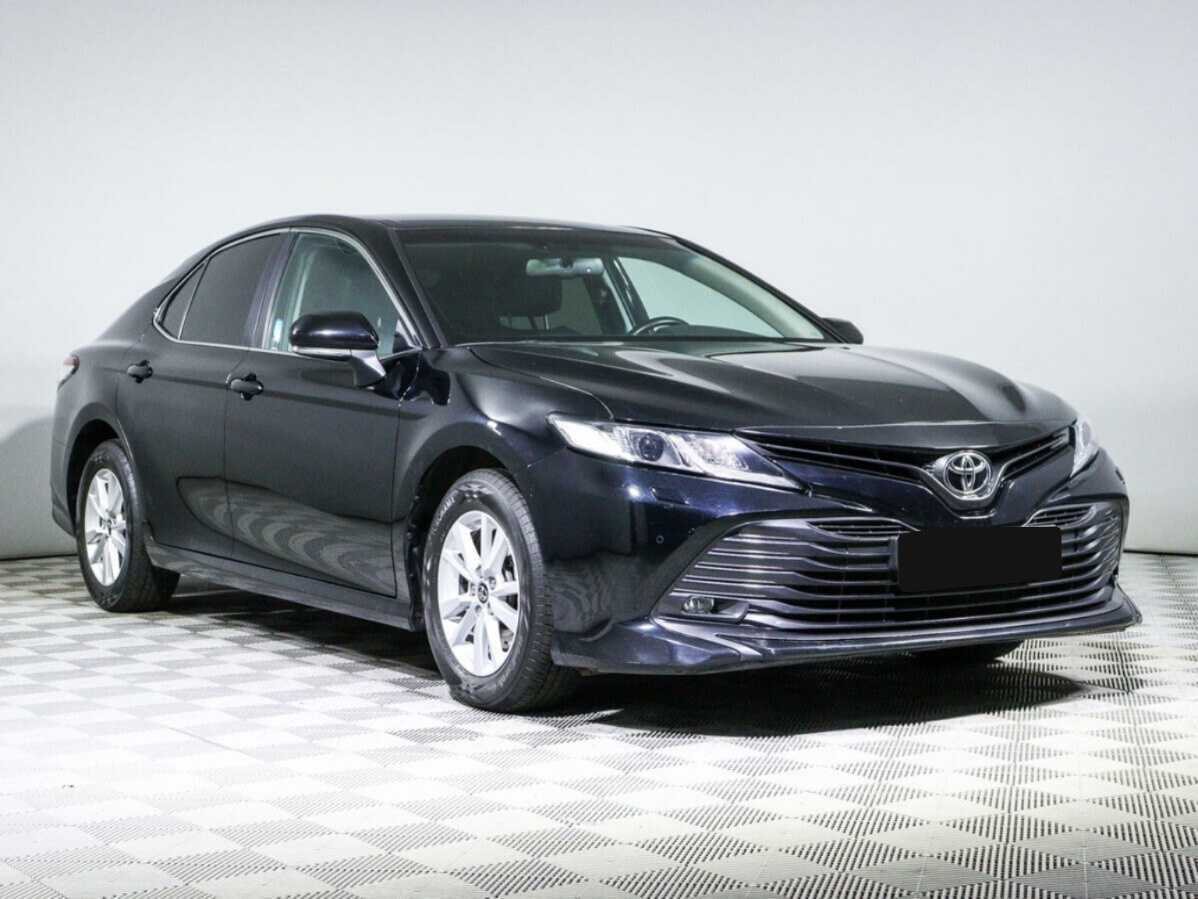 Toyota Camry с пробегом — 2019 год. Фото: #2