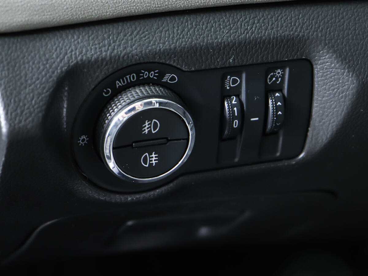 Chevrolet Cruze с пробегом — 2013 год. Фото: #11