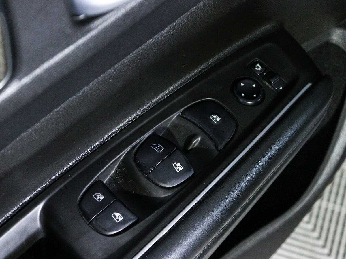 Renault Koleos с пробегом — 2017 год. Фото: #16