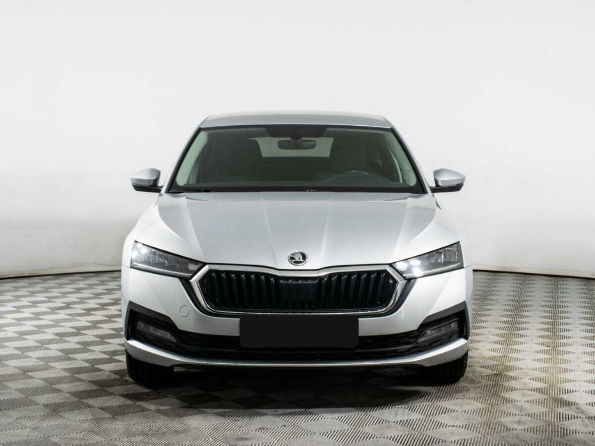 Skoda Octavia с пробегом — 2021 год. Фото: #1
