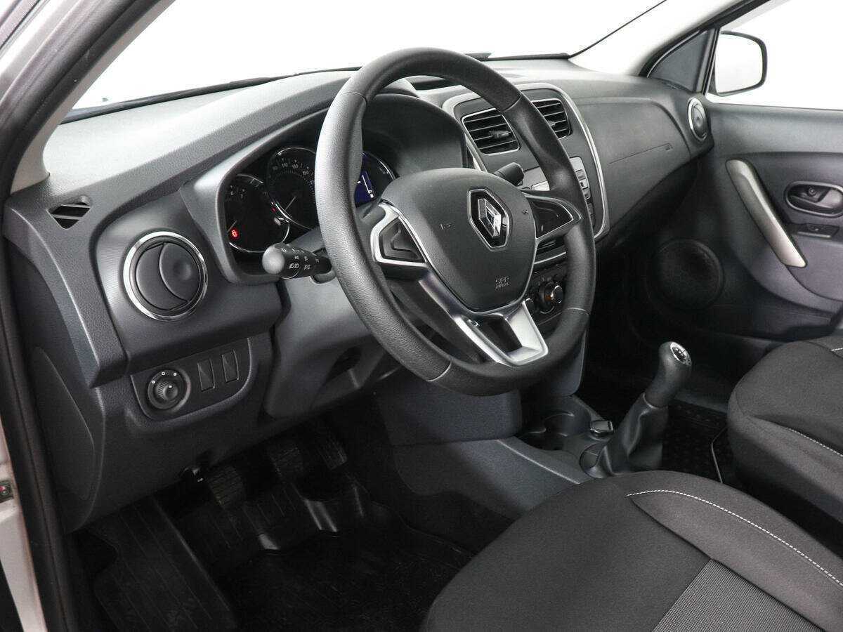 Renault Logan с пробегом — 2019 год. Фото: #8