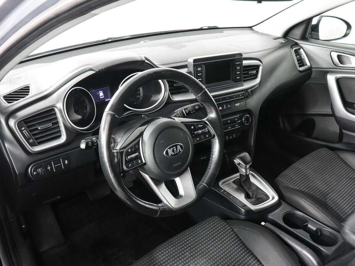 Kia Ceed с пробегом — 2018 год. Фото: #8