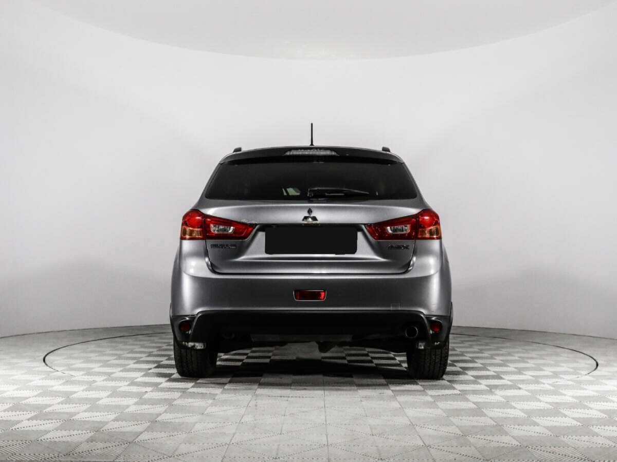 Mitsubishi ASX с пробегом — 2015 год. Фото: #4