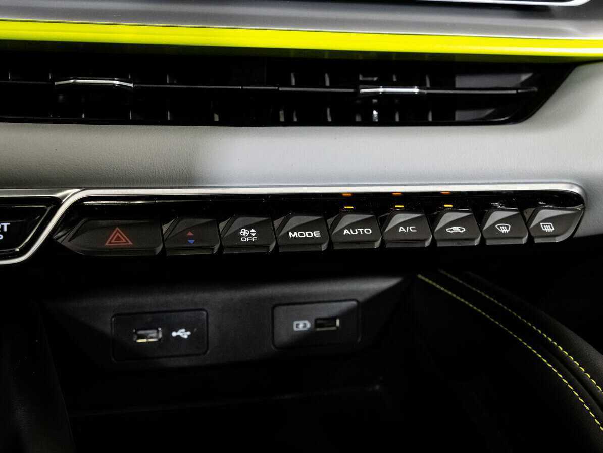 Geely Coolray с пробегом — 2023 год. Фото: #11