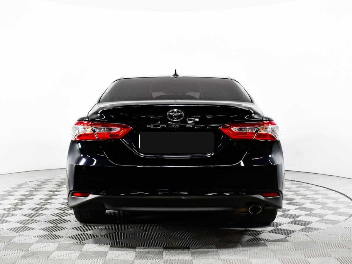 Toyota Camry с пробегом — 2021 год. Фото: #5