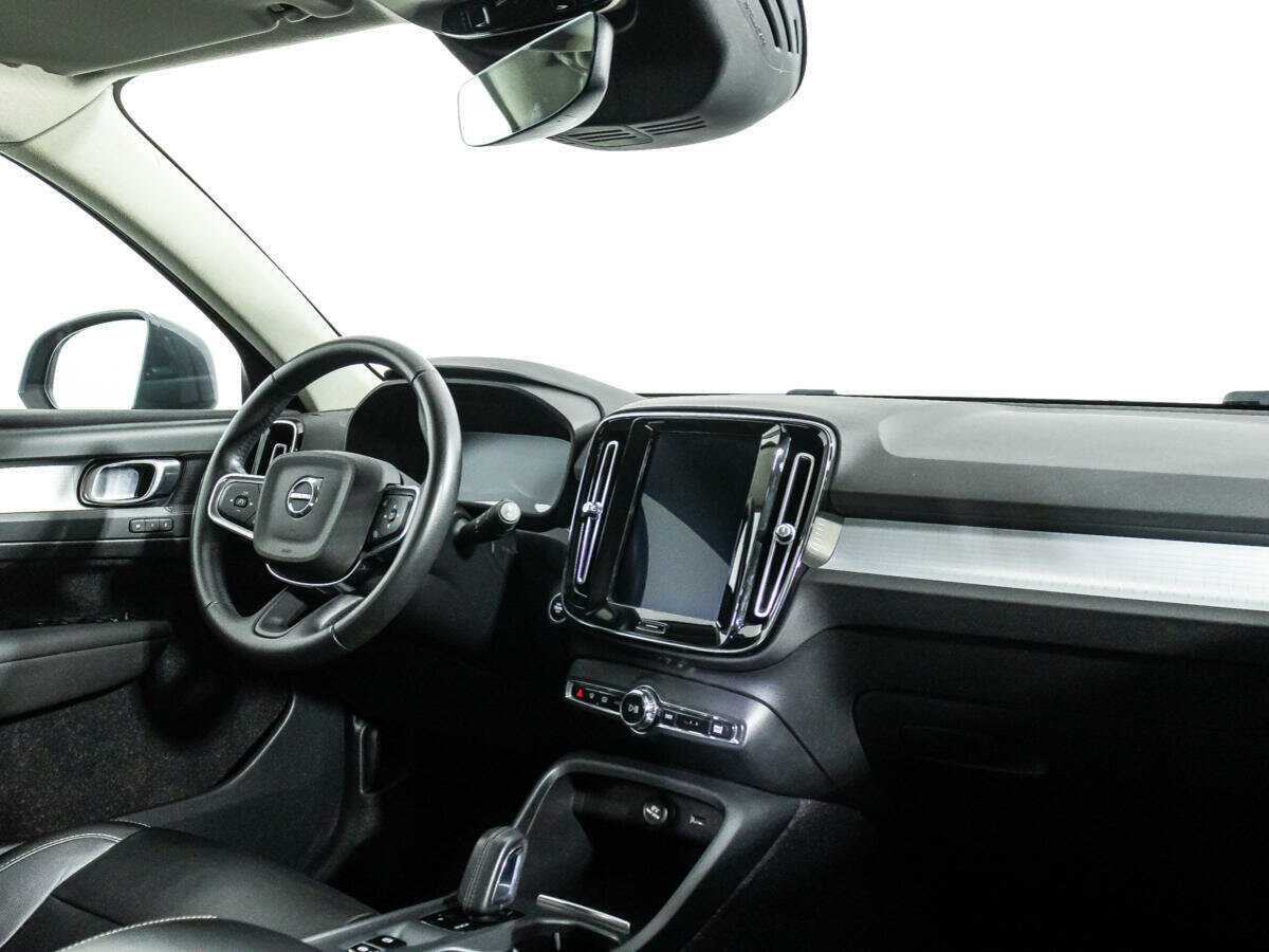 Volvo XC40 с пробегом — 2020 год. Фото: #8
