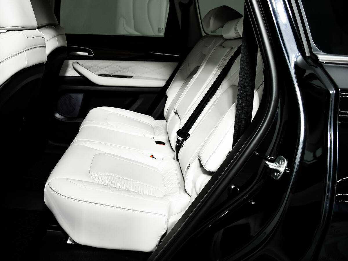 EXEED VX с пробегом — 2023 год. Фото: #10