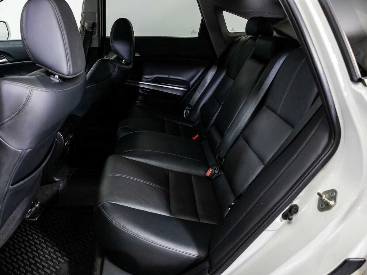 Honda Crosstour с пробегом — 2014 год. Фото: #7