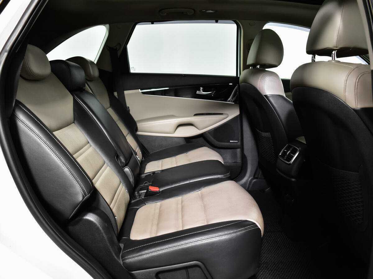 Kia Sorento с пробегом — 2018 год. Фото: #9