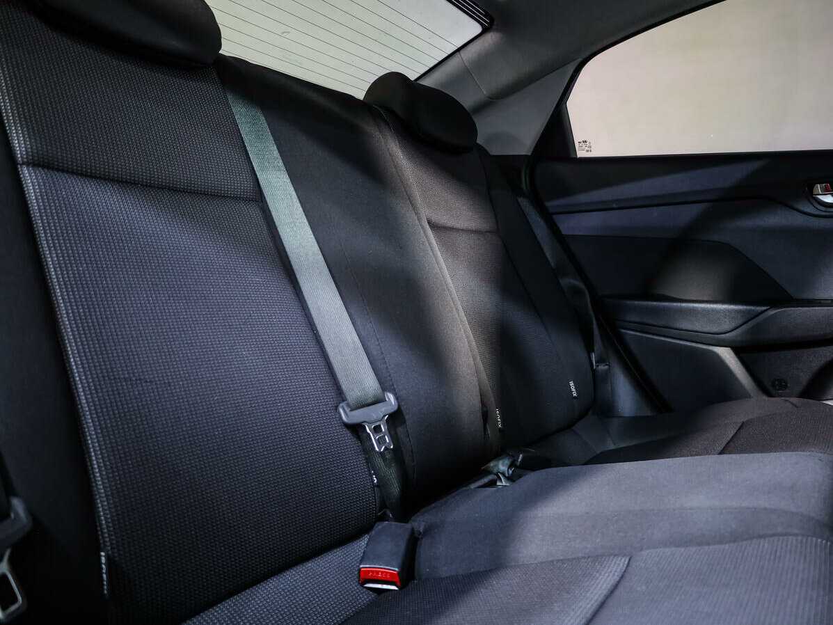 Hyundai Solaris с пробегом — 2018 год. Фото: #11