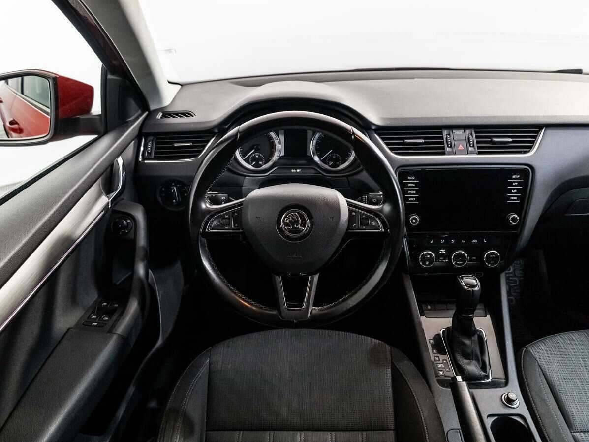 Skoda Octavia с пробегом — 2017 год. Фото: #12