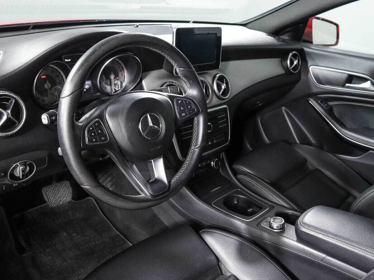 Mercedes-Benz CLA с пробегом — 2016 год. Фото: #13
