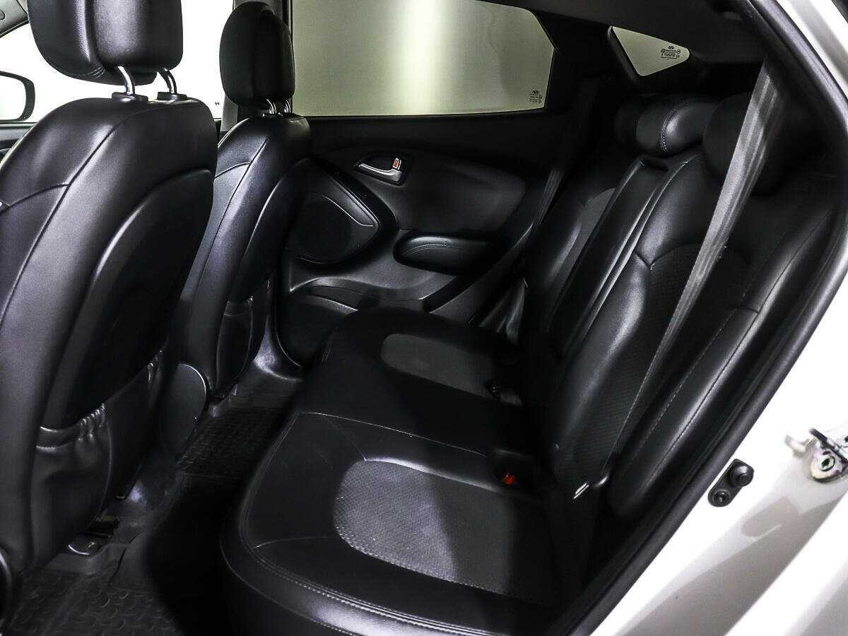 Hyundai ix35 с пробегом — 2012 год. Фото: #8