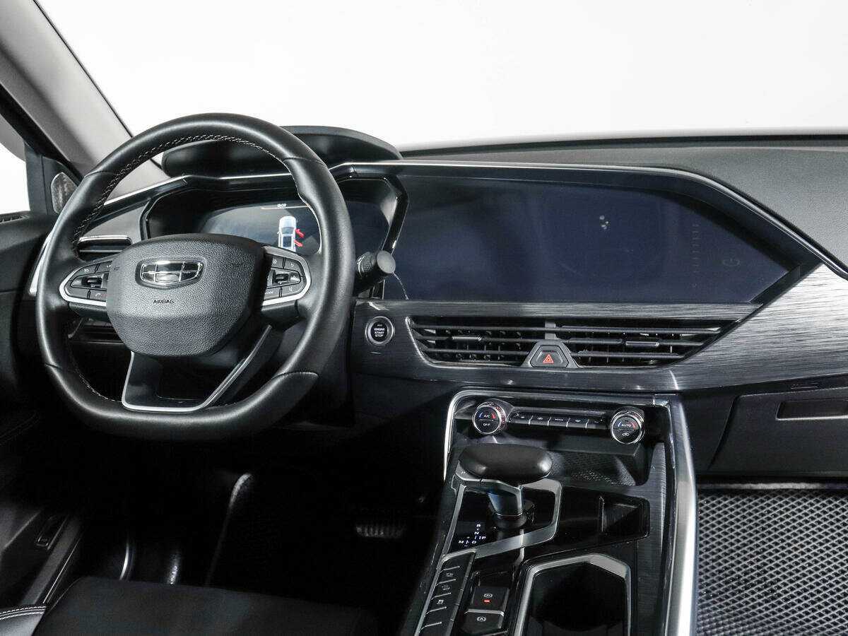 Geely Tugella с пробегом — 2021 год. Фото: #11