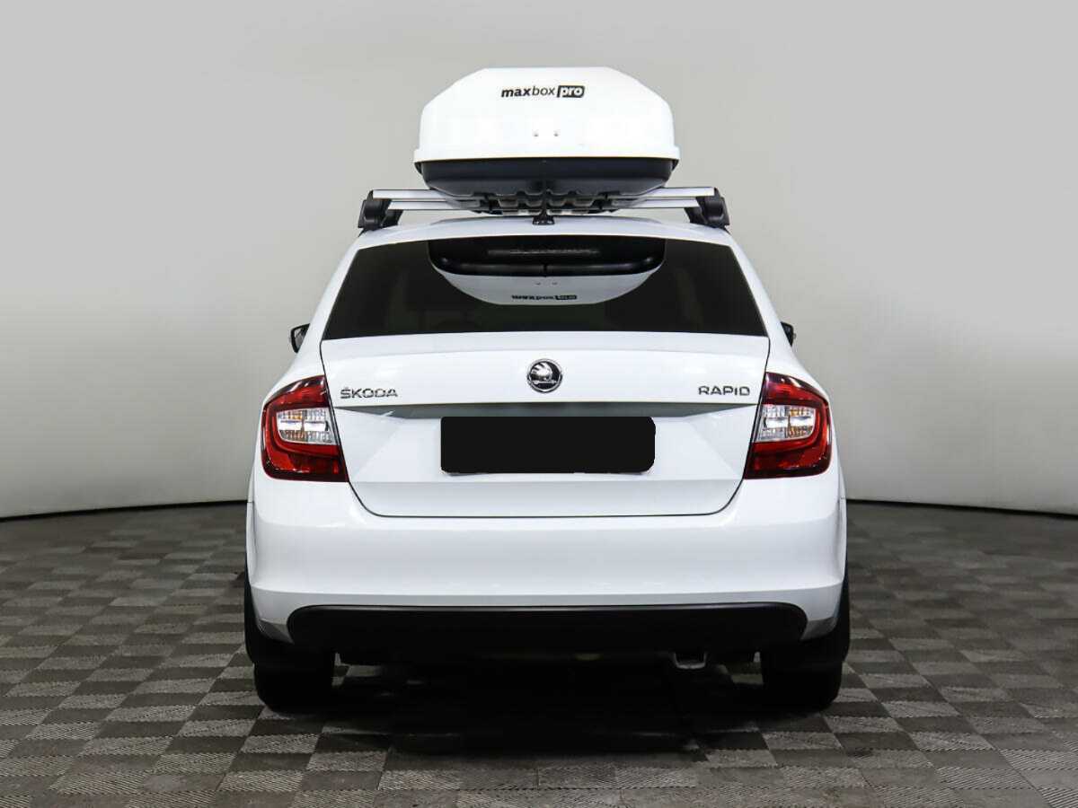 Skoda Rapid с пробегом — 2018 год. Фото: #3