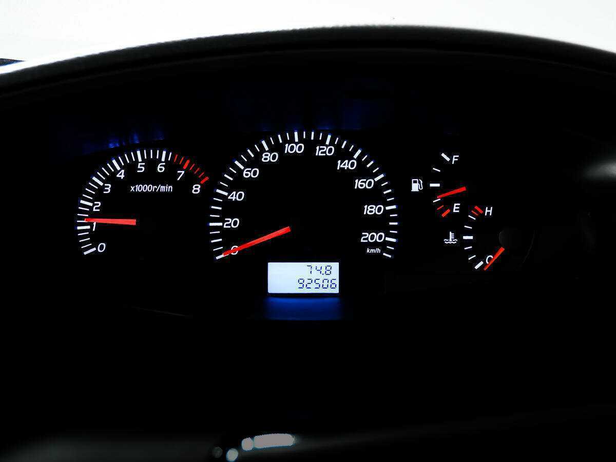 Geely MK с пробегом — 2012 год. Фото: #9