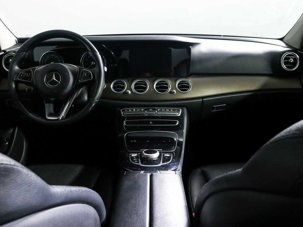 Mercedes-Benz E-Класс с пробегом — 2017 год. Фото: #11