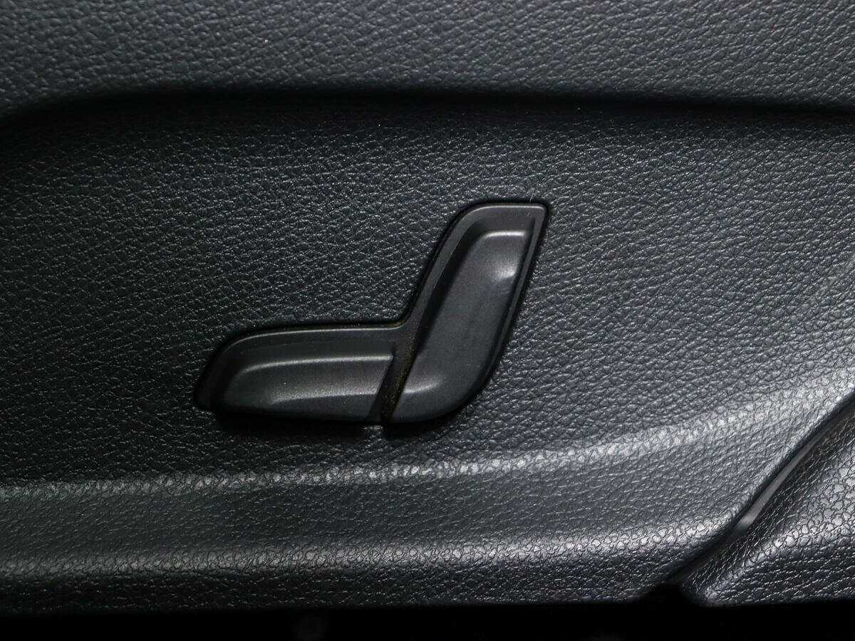 Mercedes-Benz E-Класс с пробегом — 2017 год. Фото: #16