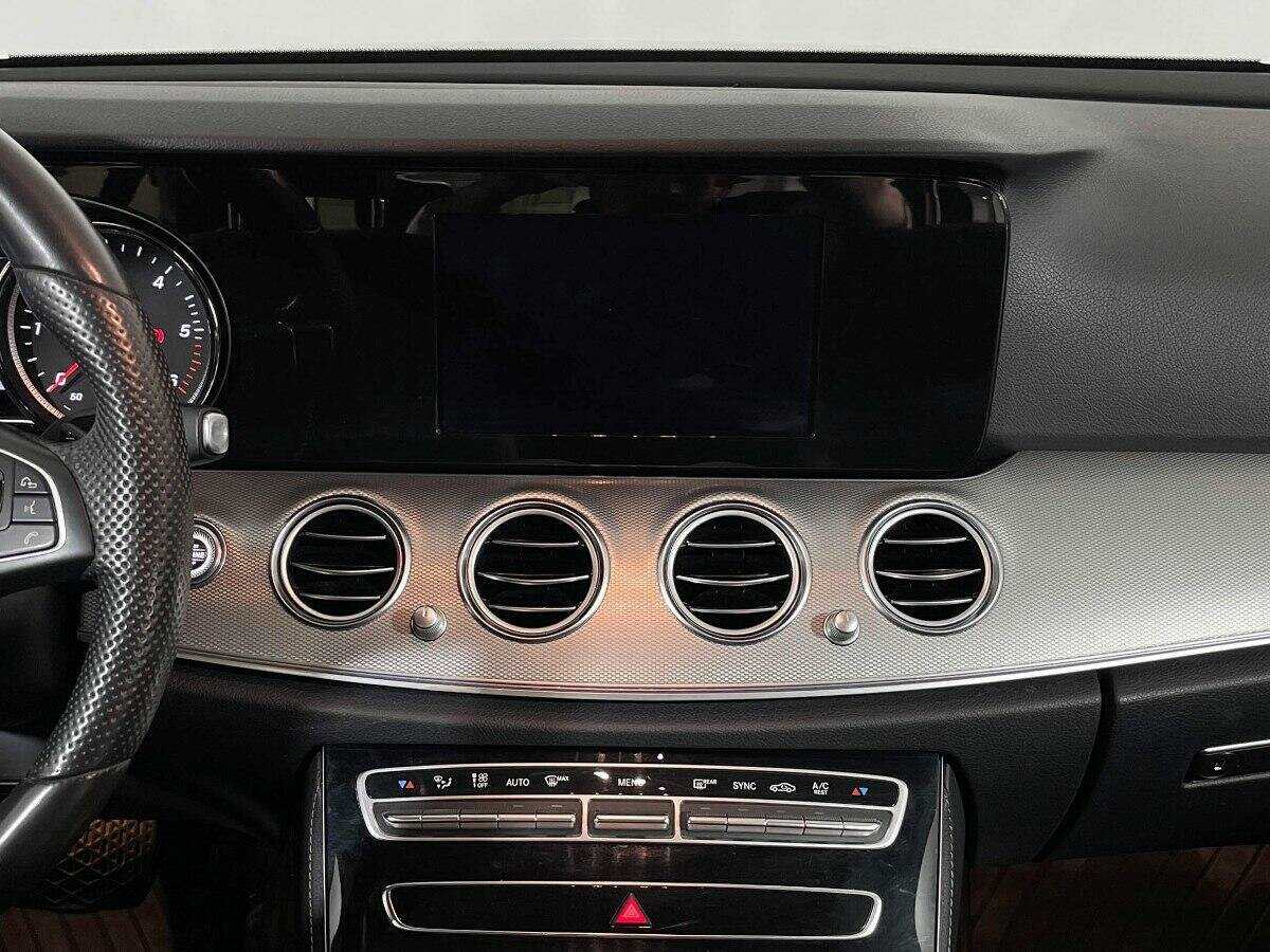 Mercedes-Benz E-Класс с пробегом — 2016 год. Фото: #10