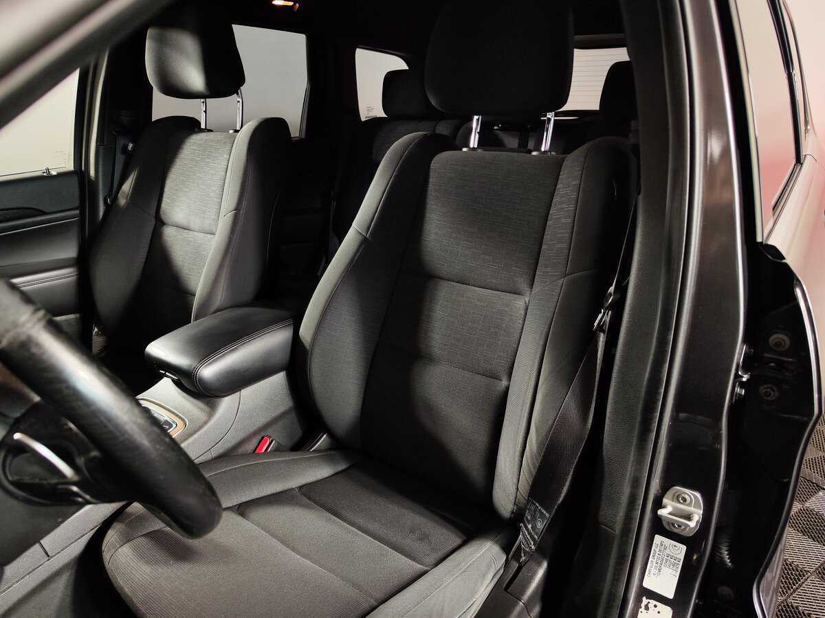 Jeep Grand Cherokee с пробегом — 2013 год. Фото: #10