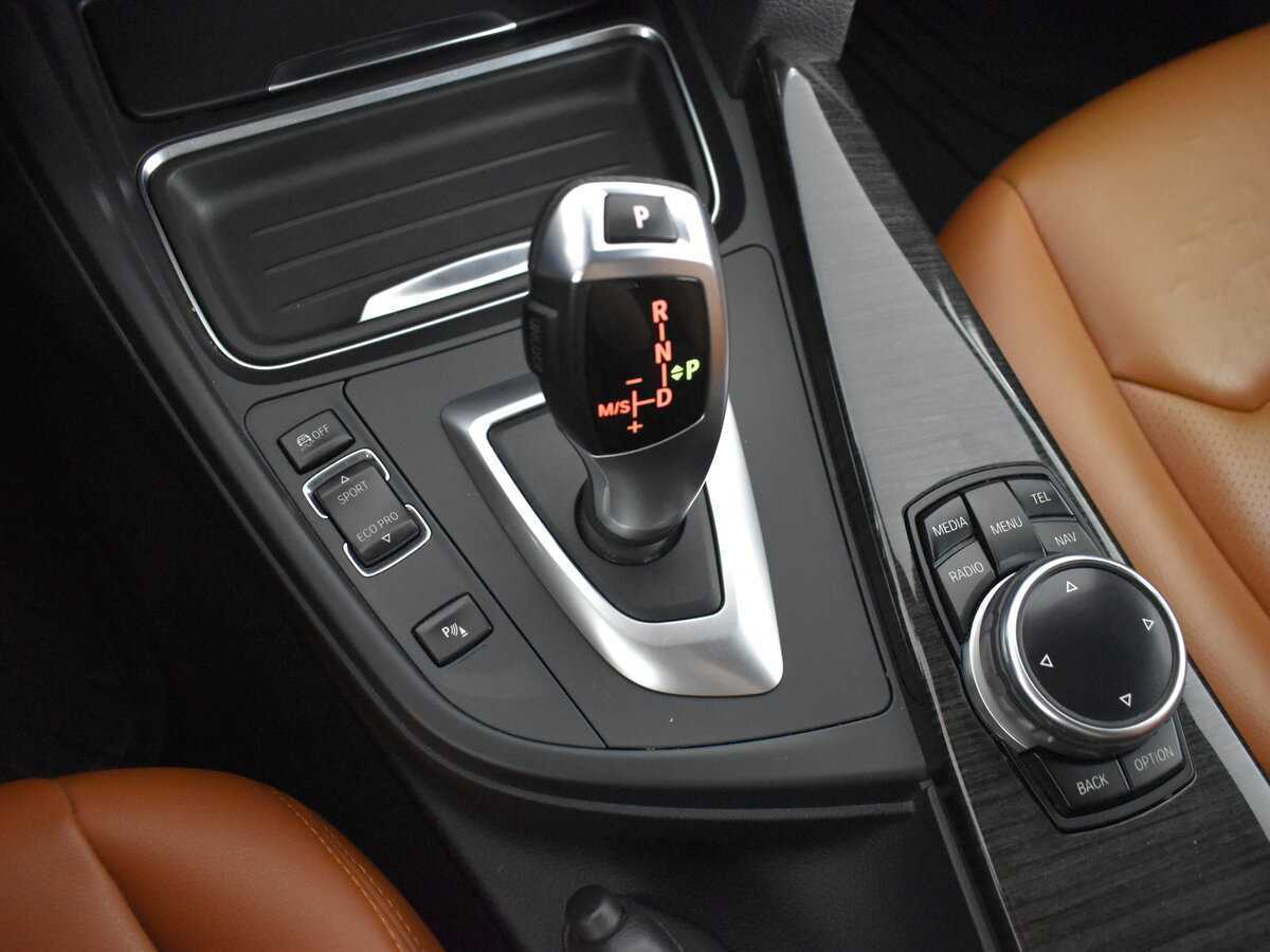 BMW 3 серии с пробегом — 2013 год. Фото: #13