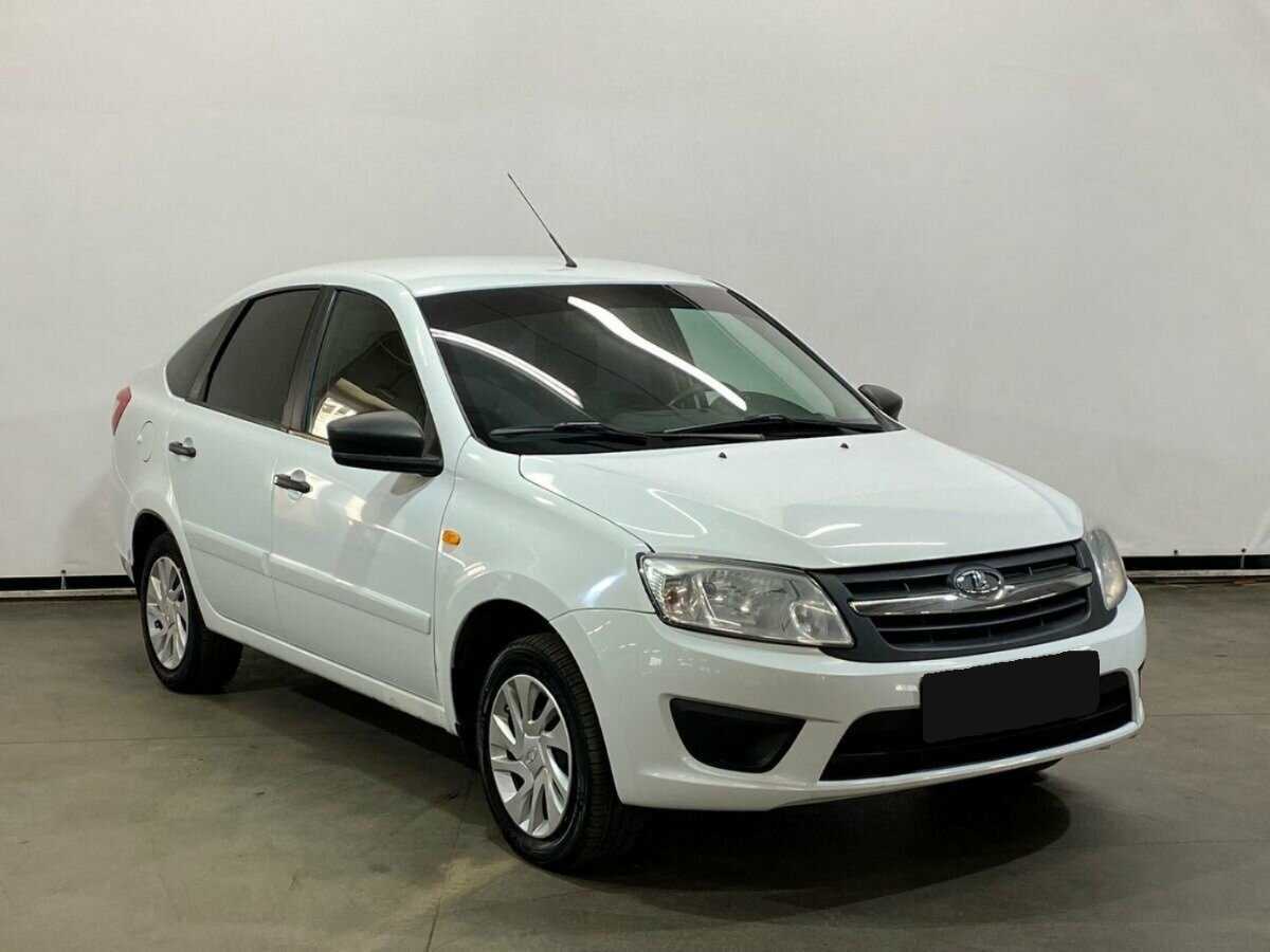 Lada (ВАЗ) Granta с пробегом — 2016 год. Фото: #2