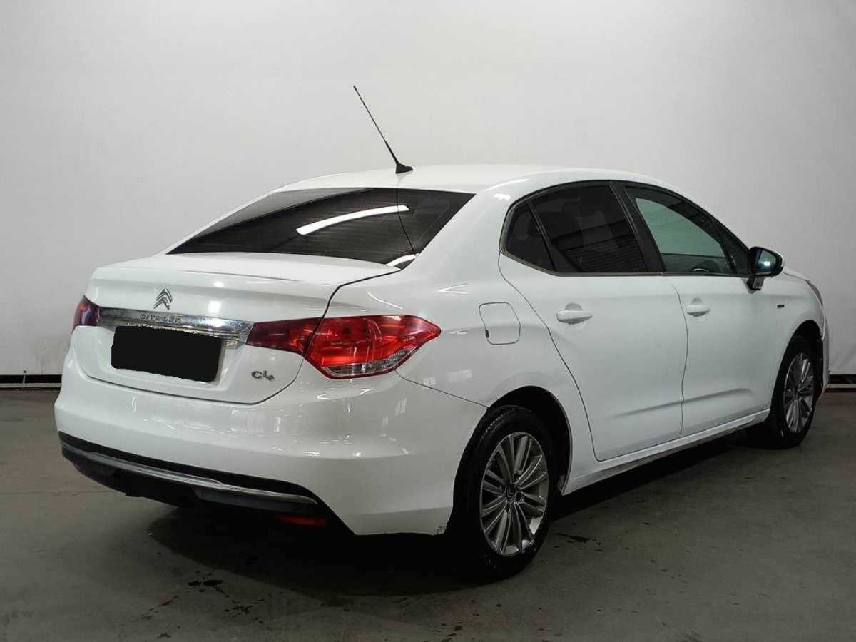 Citroen C4 с пробегом — 2015 год. Фото: #4