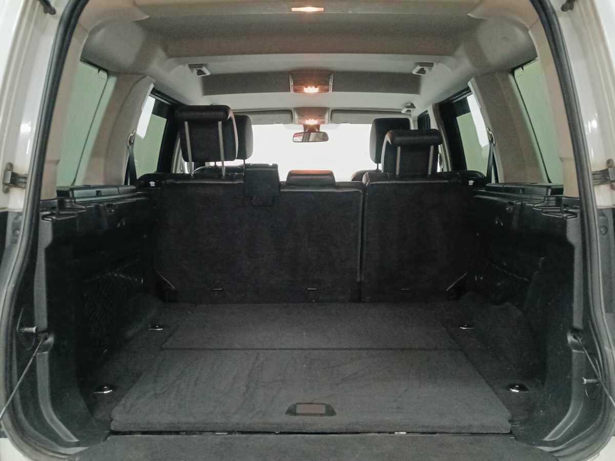 Land Rover Discovery с пробегом — 2013 год. Фото: #17