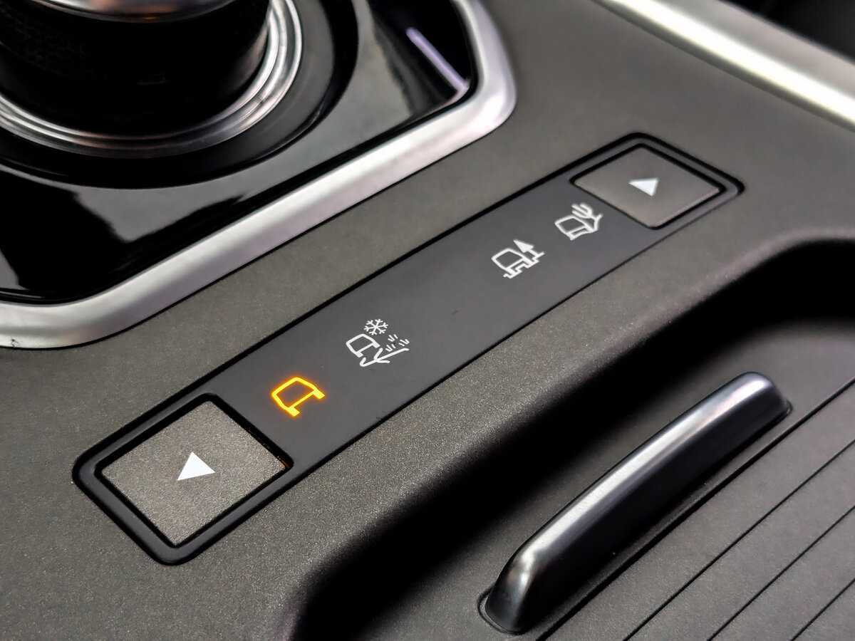 Land Rover Range Rover Evoque с пробегом — 2018 год. Фото: #24