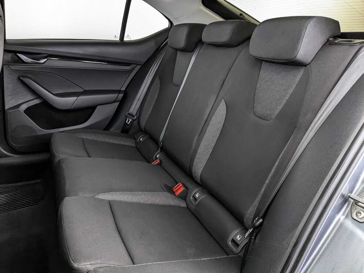 Skoda Octavia с пробегом — 2021 год. Фото: #13
