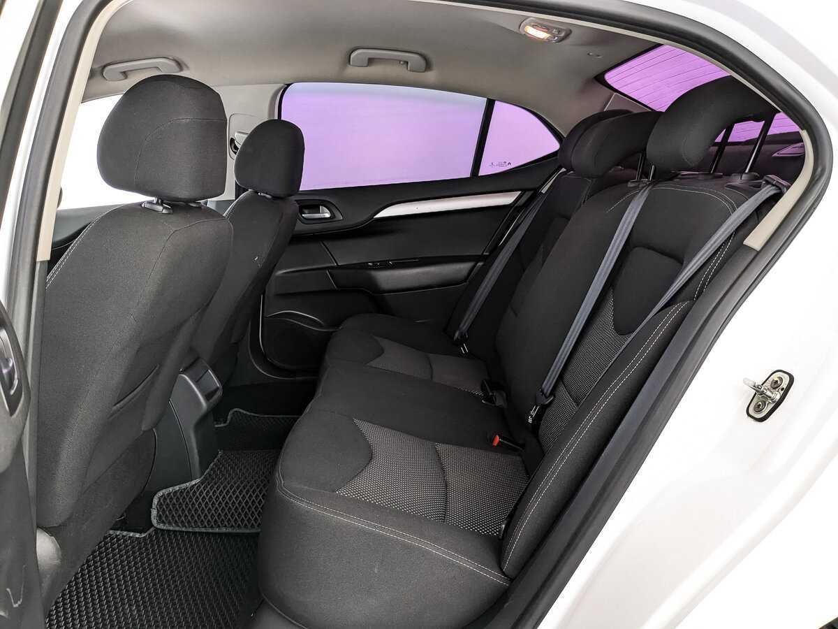 Citroen C4 с пробегом — 2014 год. Фото: #13