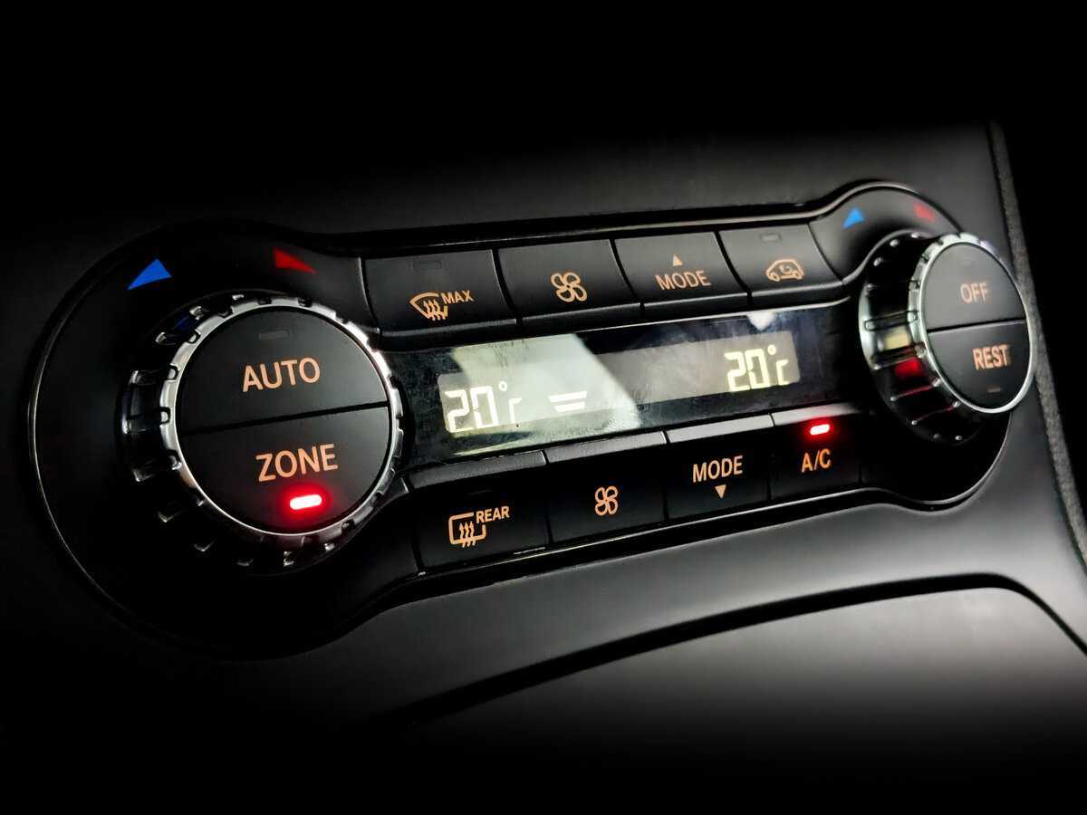 Mercedes-Benz B-Класс с пробегом — 2014 год. Фото: #19