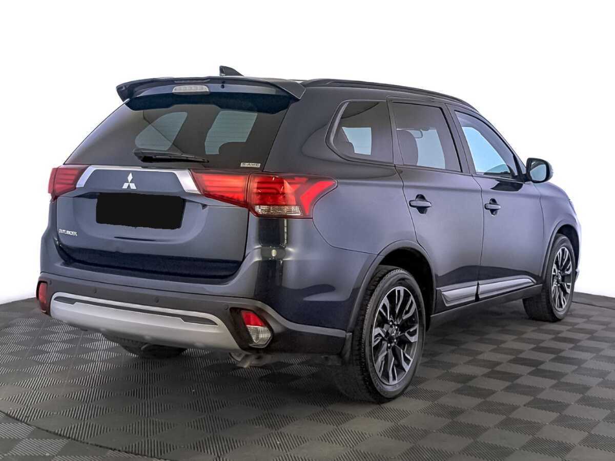 Mitsubishi Outlander с пробегом — 2021 год. Фото: #4