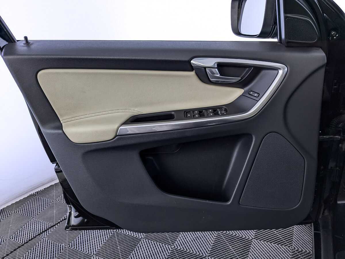 Volvo XC60 с пробегом — 2017 год. Фото: #14