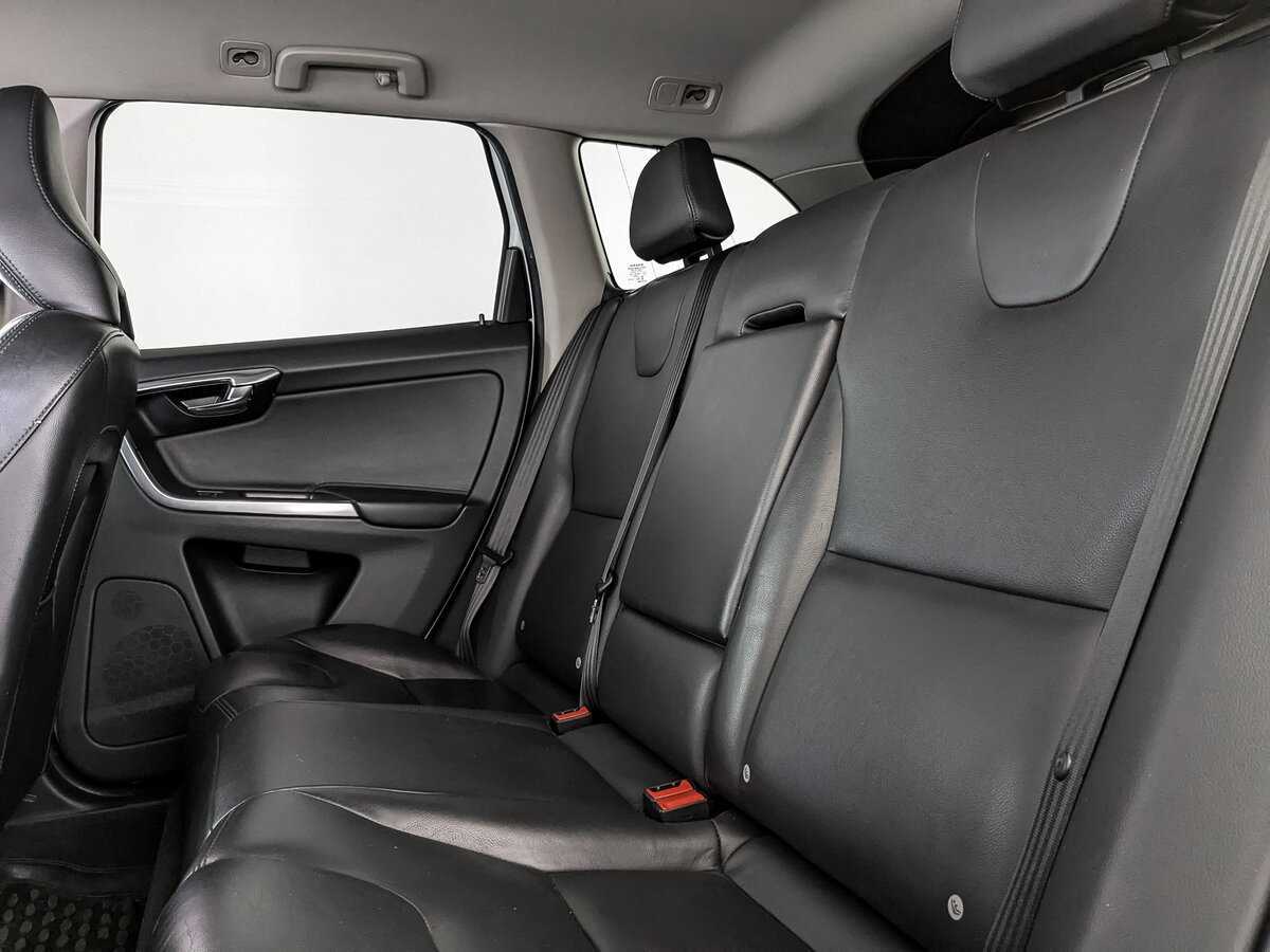 Volvo XC60 с пробегом — 2017 год. Фото: #13