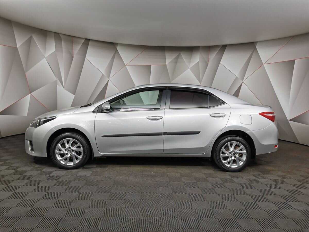 Toyota Corolla с пробегом — 2013 год. Фото: #4