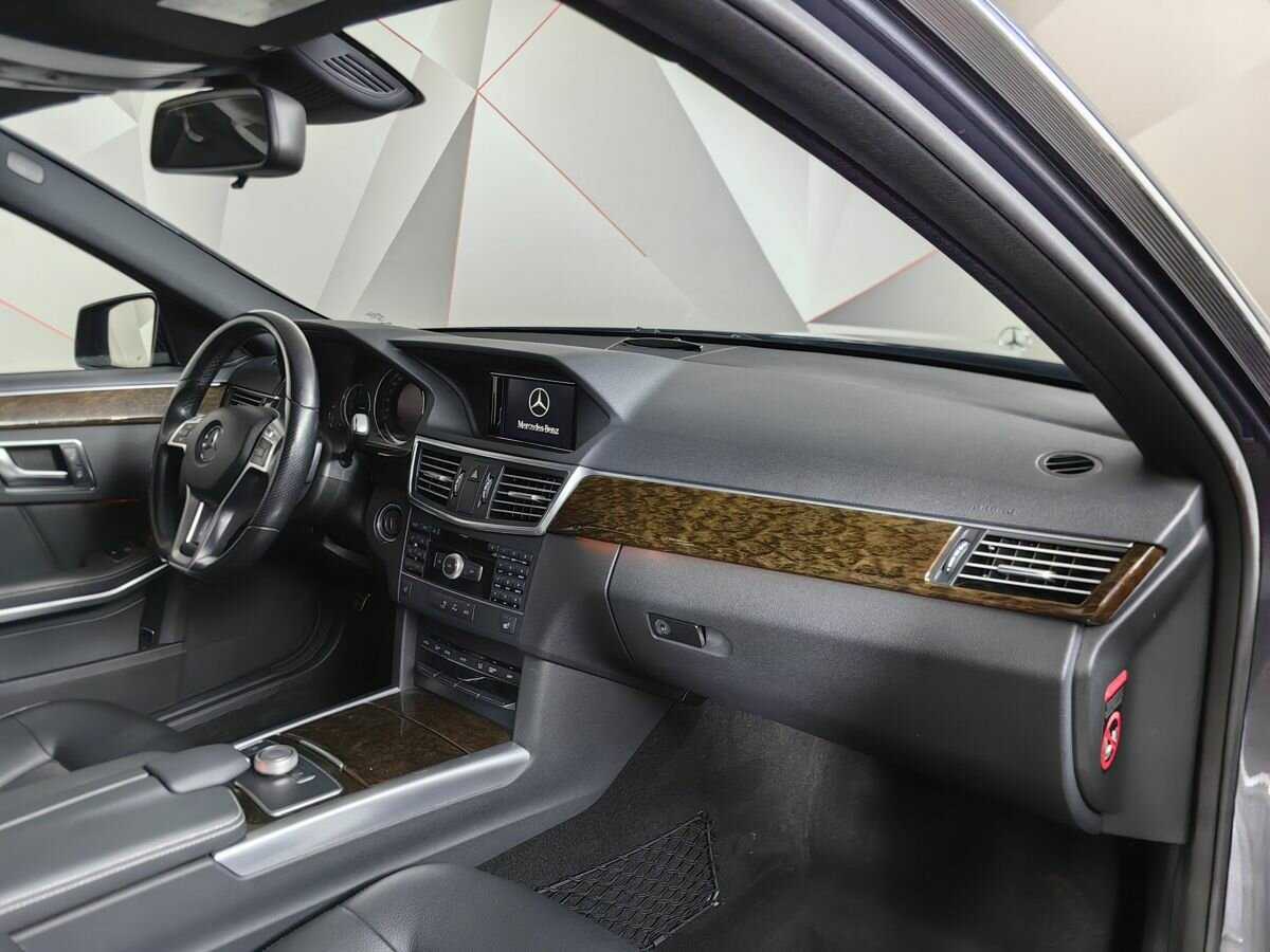 Mercedes-Benz E-Класс с пробегом — 2012 год. Фото: #8