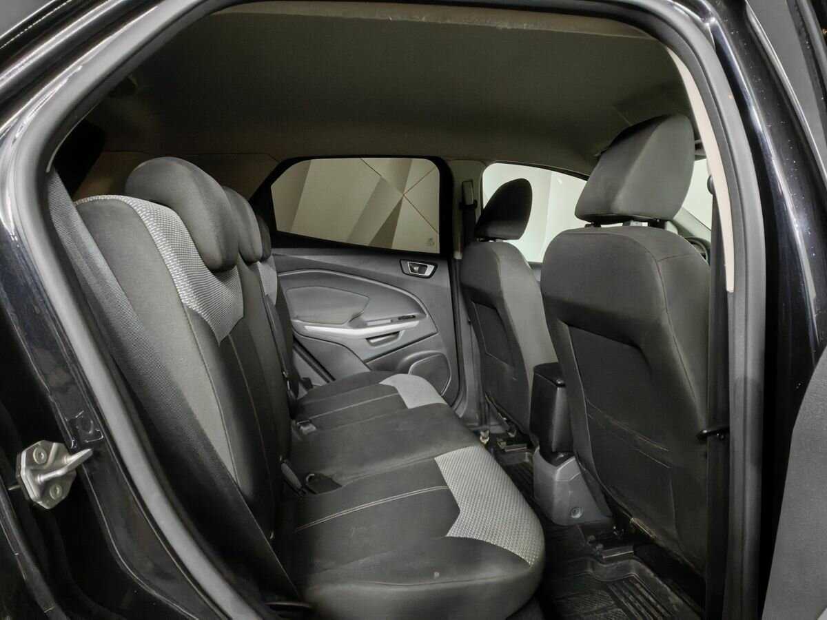 Ford EcoSport с пробегом — 2015 год. Фото: #5
