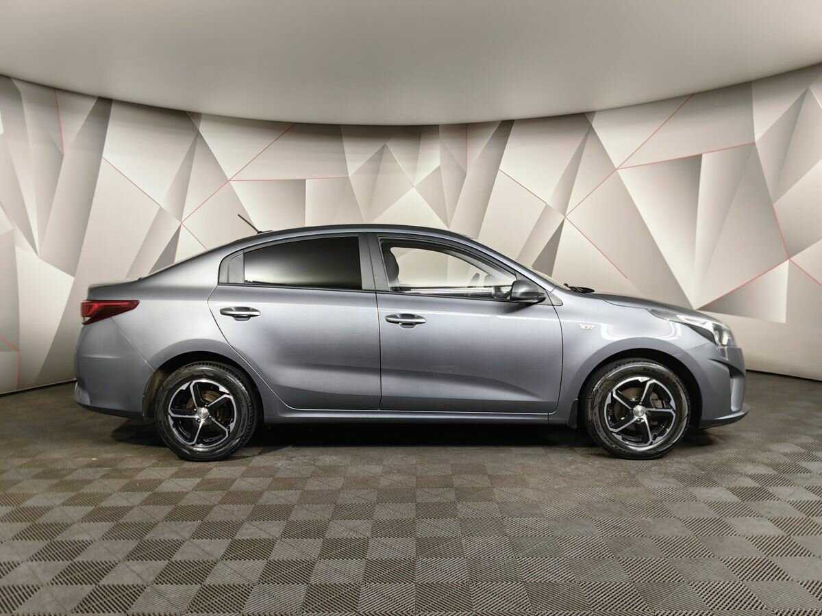 Kia Rio с пробегом — 2020 год. Фото: #5