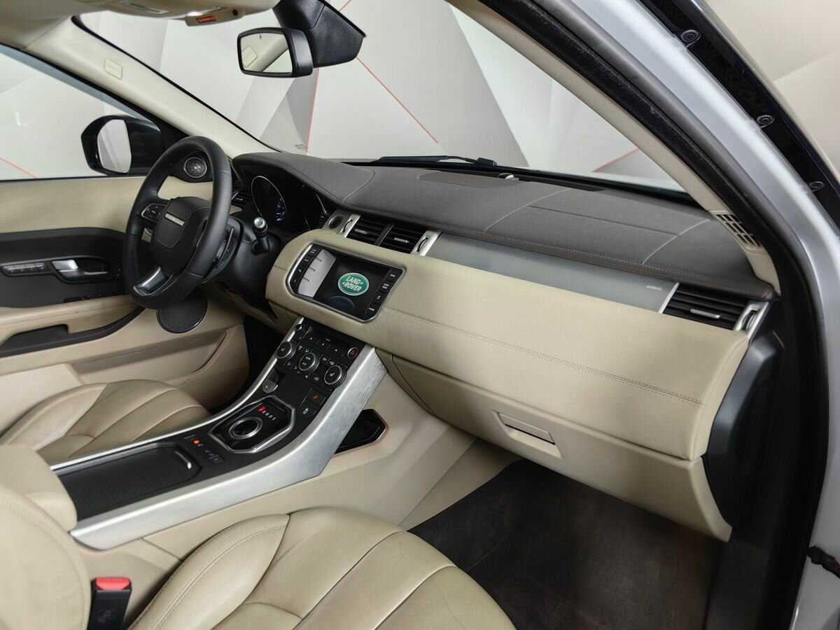 Land Rover Range Rover Evoque с пробегом — 2015 год. Фото: #8