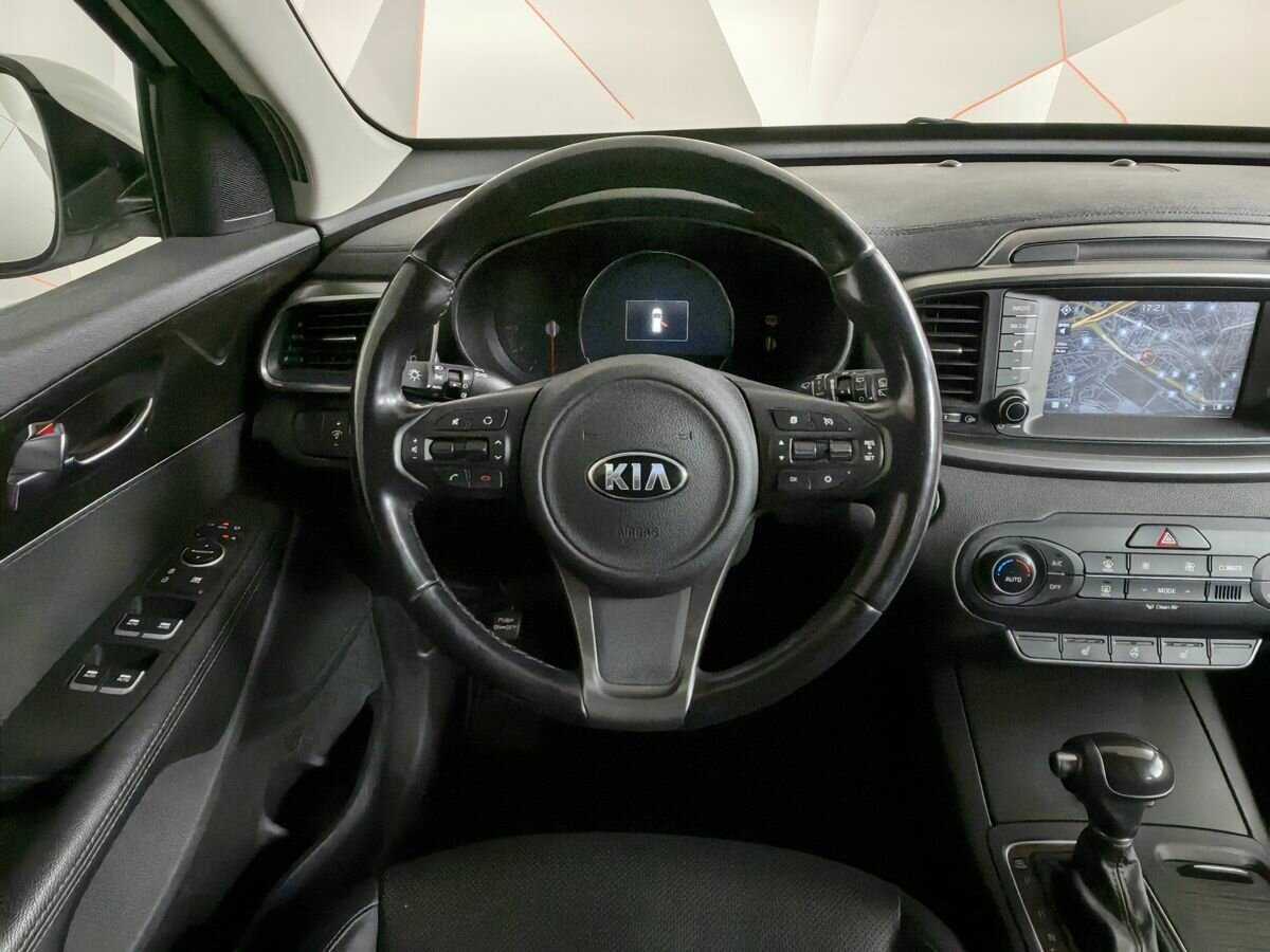 Kia Sorento с пробегом — 2017 год. Фото: #14