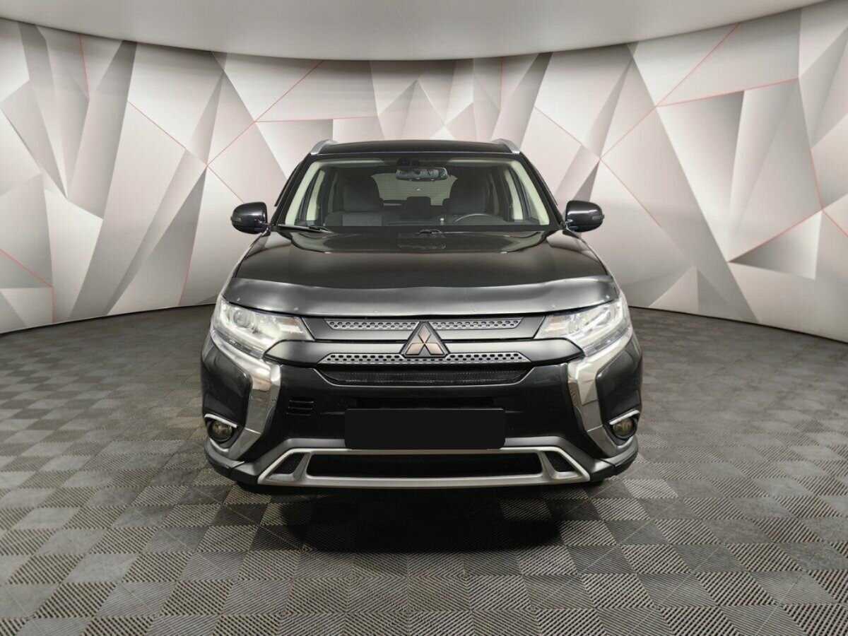 Mitsubishi Outlander с пробегом — 2019 год. Фото: #6