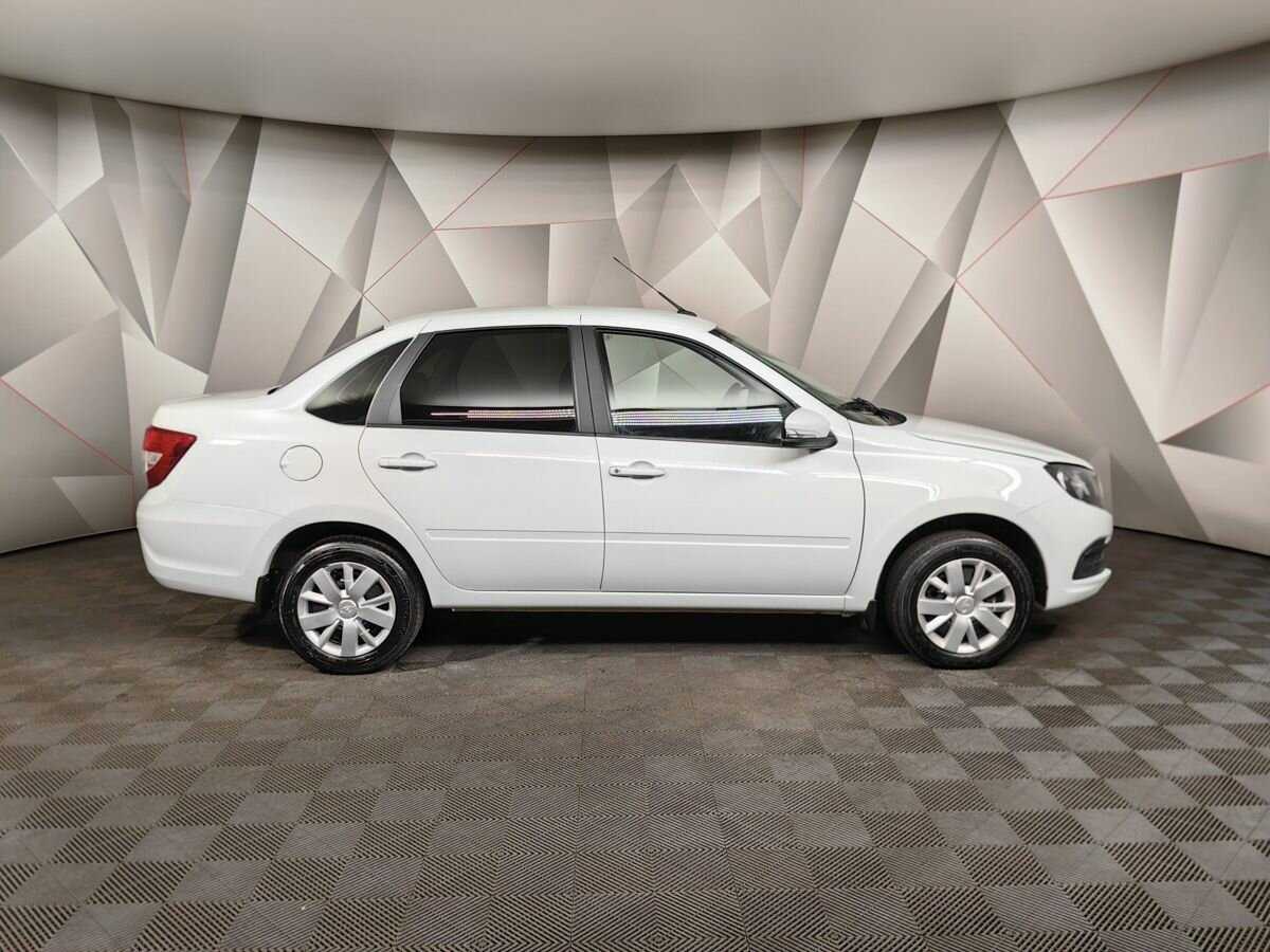 Lada (ВАЗ) Granta с пробегом — 2023 год. Фото: #5